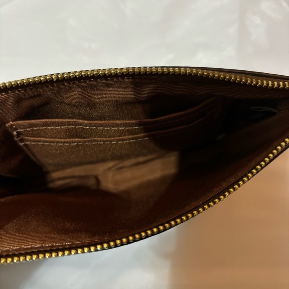 COACH Rainbow Corner Zip Wristlet In Signature Canvas With Radial Rainbow - Picture 4 of 6